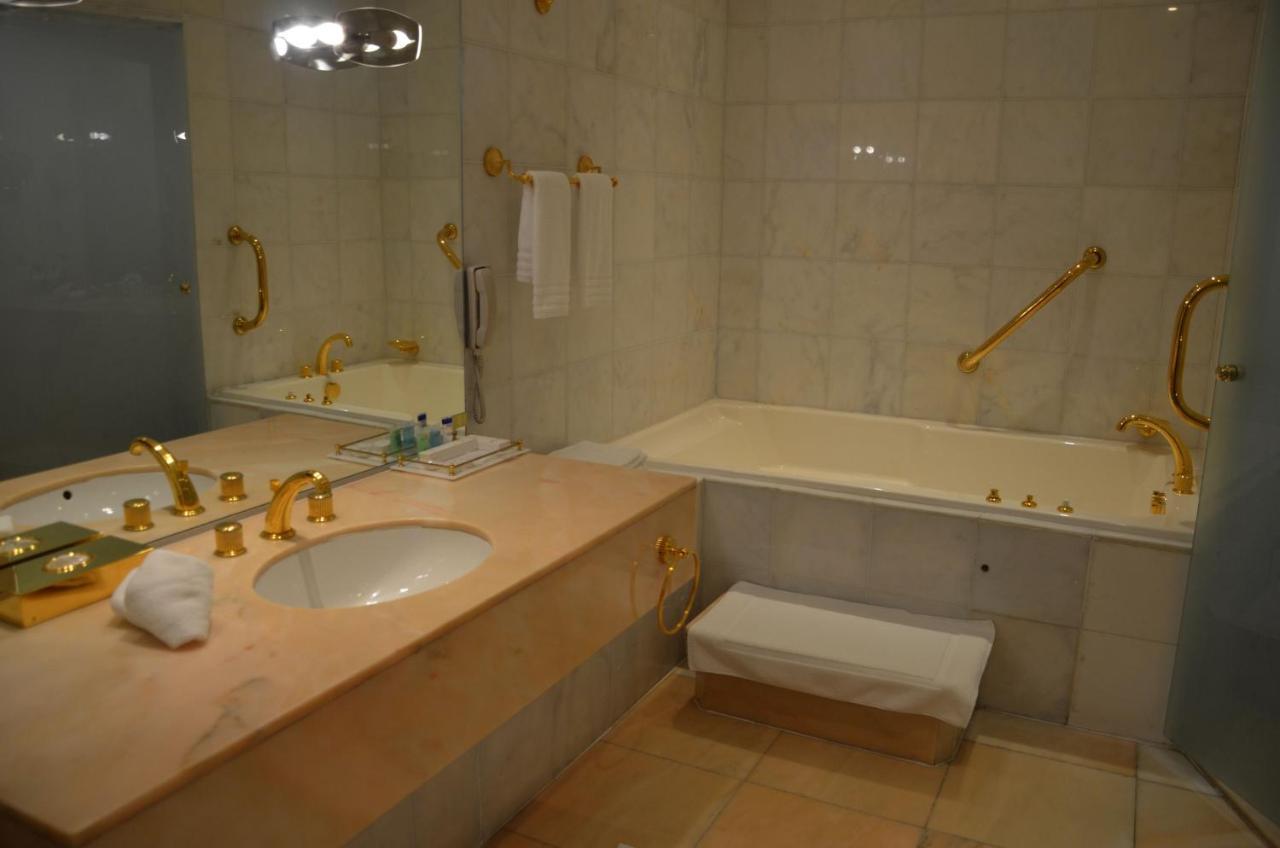 Le Meridien Al Hada Exterior photo